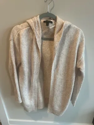 Variety Of Brands From Abercrombie To Banana Republic Closet clean out thumbnail 15