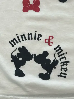 Disney Mickey & Minnie Mouse Graphic T Shirt Womens Size Small White Short Sleev thumbnail 7