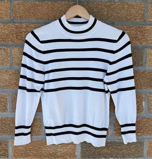 Shu shu sweater top medium White thumbnail 1