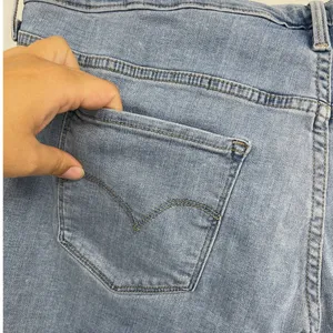 Levi's Blue Shaping Bermuda Jean Shorts 20W Mid Rise Stretch Roll Hem NEW Womens thumbnail 9
