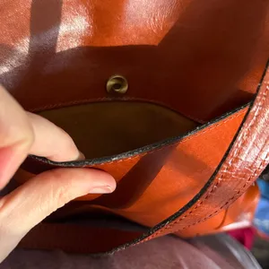 Patricia Nash Everton Tooled Leather Slouch‎ Drawstring Tote Bag Tan Cognac thumbnail 4