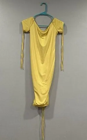 Baby Boo Samantha Dress in Yellow Size 8 thumbnail 4