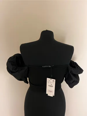 Zara Black Off-Shoulder Puff Sleeve Crop Top NWT thumbnail 2