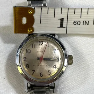 Vintage Timex Women's Silver Water Resistant Watch SKU 5392 thumbnail 6