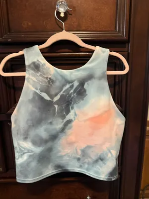 Crop Top thumbnail 1