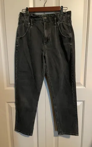American Eagle Outfitters Moms Jeans thumbnail 1