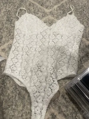 bodysuit Size M thumbnail 2
