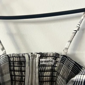 Reformation Loma Grey Plaid Crop Tank Top NWT Size 4 thumbnail 4