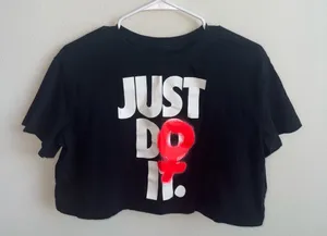 Nike Crop Top Women’s thumbnail 1