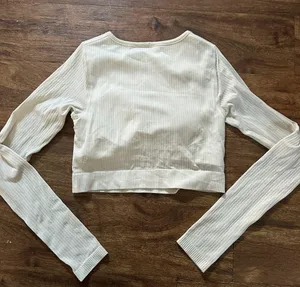 Lululemon Long Sleeve thumbnail 2