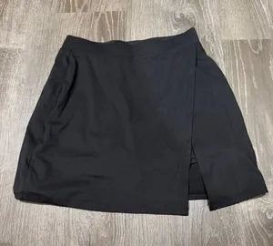 NWOT Halara Black Skort thumbnail 1