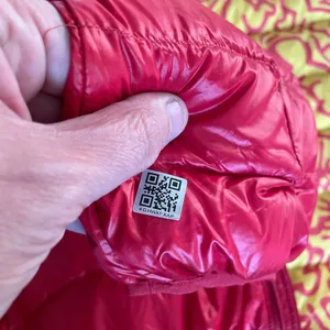 Keith Haring x UNIQLO SPRZ NY MoMA Ultra Light Down Puffer Jacket – Red – Size M thumbnail 10