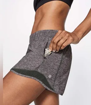 Lululemon Hotty Hot Short II Long 4” Heathered Black Grey Women’s Shorts Size 4 thumbnail 2