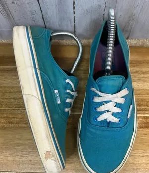 VANS Authentic Women's‎ Size 7 Light Blue/White Low Top Lace Up Skate Shoes thumbnail 1