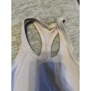 Lululemon tank top thumbnail 3