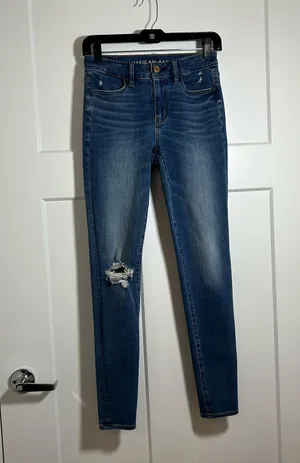 American Eagle Size 4 long hi rise jegging skinny jeans thumbnail 1