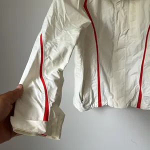 North Face Women’s Triclimate Kodiak White Jacket size medium 🕶️ thumbnail 4