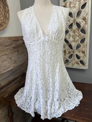 Chic White Lace Chemise thumbnail 1