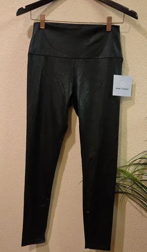 Ease of Motion Black Faux Leather Leggings Size Small thumbnail 1