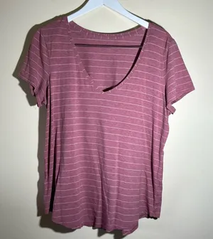 Lululemon Women Scoop neck short sleeve Sz 12 thumbnail 1