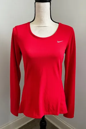 Nike Running Dri-FIT Red Shirt Small Long Sleeve Athletic Reflective Logo Sporty thumbnail 1