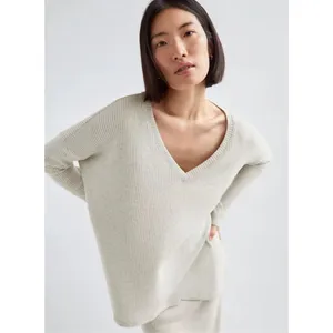 Aritzia The Group Babaton Grey Traverse Longsleeve V-Neck Sz 2 Sweatshirt thumbnail 4