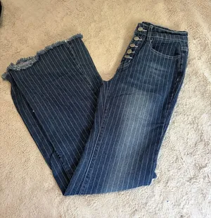Shein jeans thumbnail 1