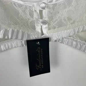 NWT Frederick's of Hollywood Delphine Satin Cropped Cami White Size Medium M T24 thumbnail 15