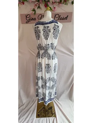 Women's White and Blue Floral Print Sleeveless Maxi Dress, Size Large thumbnail 2