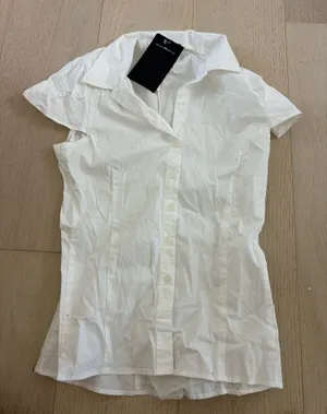 Brandy Melville Top White thumbnail 1
