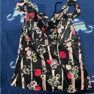 Victoria's Secret Ruffle Babydoll Satin Floral Top Sz S y2k thumbnail 8
