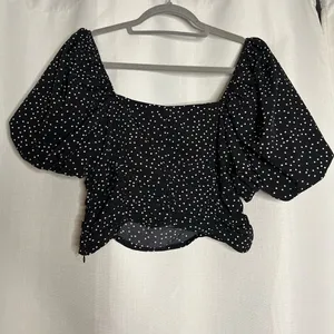 NastyGal Black and White Polka Dot Puff Sleeve Corset Crop Top Medium thumbnail 3
