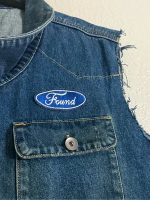 FOUND Revolve Patch Denim Vest L Vintage Blue Distressed Racing Utility Western thumbnail 4