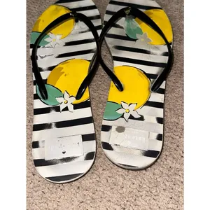 Kate Spade Flip Flops thumbnail 2