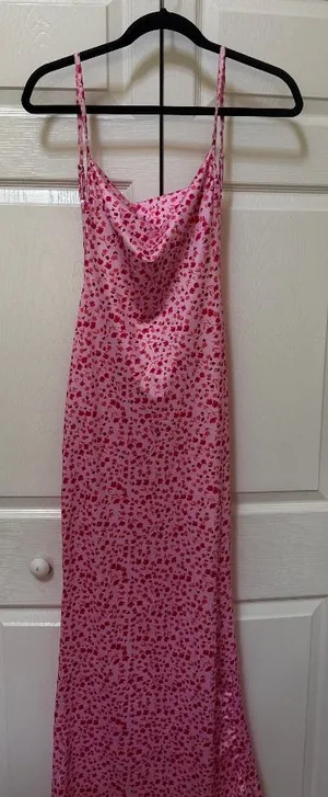 Amazon Pink Floral Cowl-Neck Backless Maxi Dress Size Small thumbnail 1