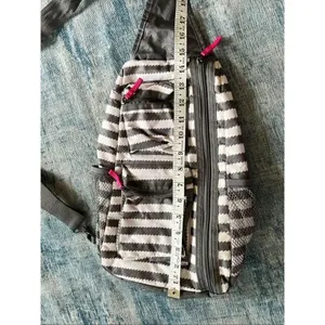 Thirty One Gray White Stripe Sling Crossbody Bag with Pink Accents thumbnail 6