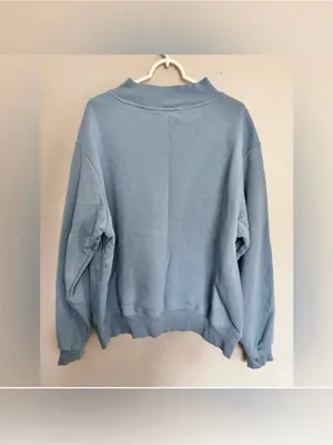 Super Rare Parke Maggie &Emma Heritage Varsity Sweatshirt Sky Blue Size L/XL thumbnail 5
