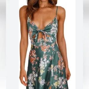 Medium Green, White Floral Tie Front Faux Wrap Midi Dress thumbnail 5
