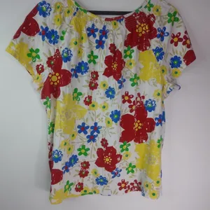 Kim Rogers 1X Cotton Floral Blooms Top Plus in Red Yellow Blue thumbnail 4