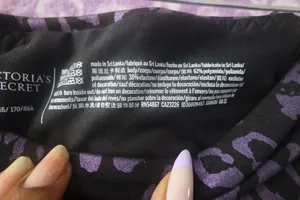 Victoria's Secret leopard print leggings in black and purple size 16/170/86a (XL). thumbnail 5