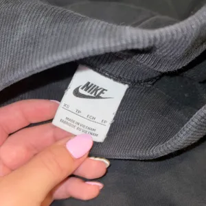 Nike Sweatpants thumbnail 2