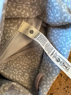 Lululemon Shorts thumbnail 4