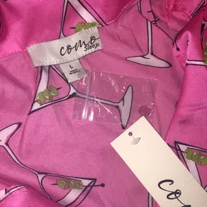 Como sleep pink pajamas shirts set wit martini orint size large new with tags thumbnail 4