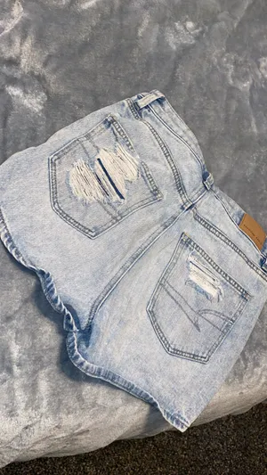 American Eagle Mom Shorts thumbnail 3