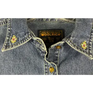 Woolrich Denim Button Down Shirt Southwestern Embroidered Blue Long‎ Sleeve M thumbnail 4
