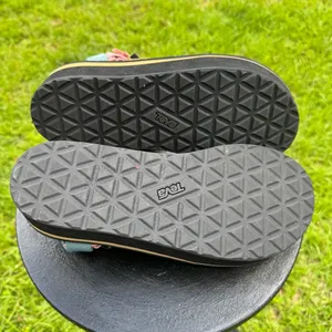 Teva Multicolor Strappy Sandals 9 thumbnail 10
