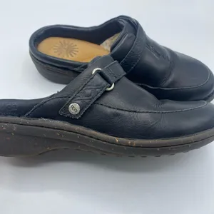 UGG Leather Clogs Mule F8910E Slides Heel Fur Lining USA 7 Snap Detail Rubber thumbnail 5