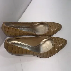 BCBG Girls‎ Tan Old Money Timeless Classic Leather Snake Skin Pumps Heels Size 7 thumbnail 6
