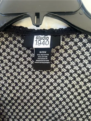 18/20 Black Open-Knit Tie-Front Cardigan cropped lightweight Fashion Bug y2k thumbnail 3