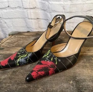 Adriana Caras Statement Heels Black Leather Red Floral Art size 6 Pointed Toe thumbnail 1